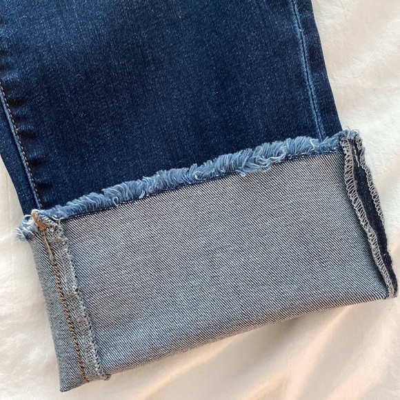 Distressed Jeans - Picture 4 of 4